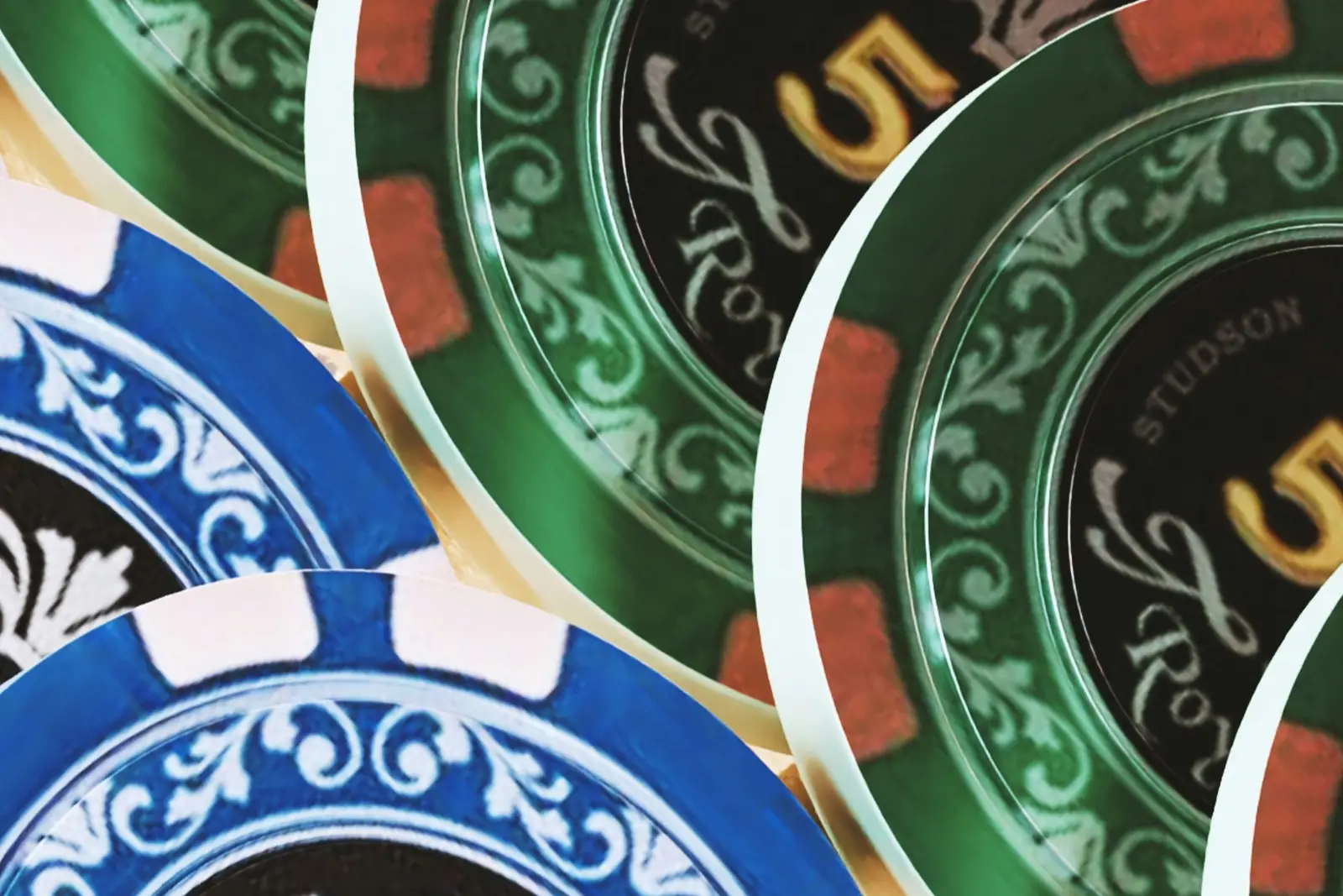 What Is a High Roller? The Real Number Behind the Term thumbnail